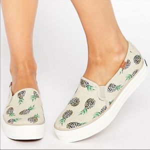 Keds Triple Kick Pineapples Slip On Sneakers 9.5